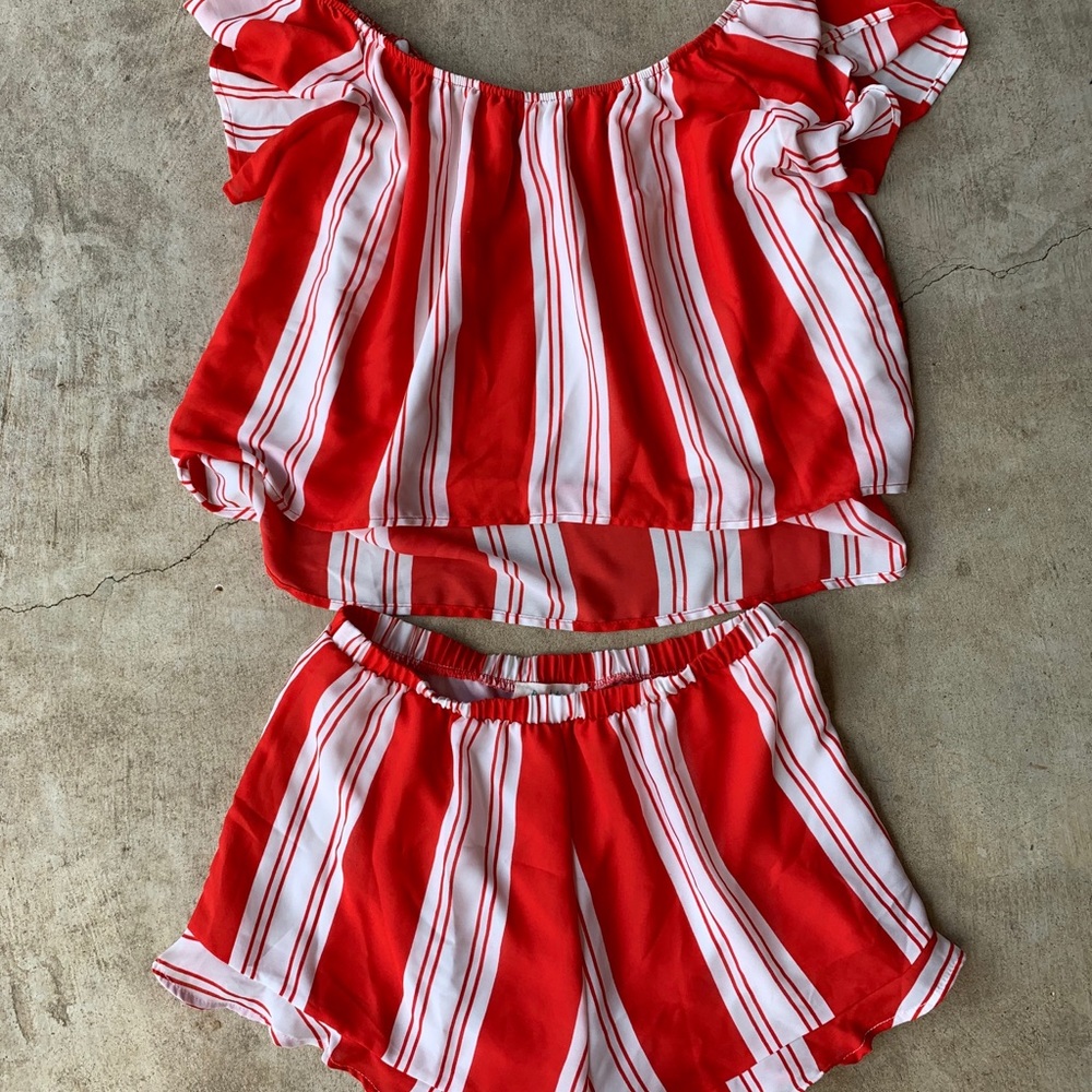 Romper never worn